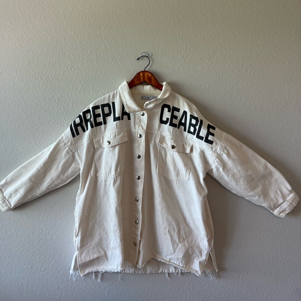 Women's Irreplaceable Oversized White Denim Jacket